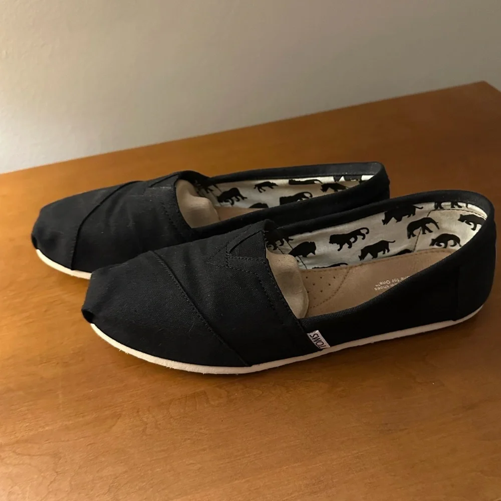 Toms Black Loafers Slip-Ons Casual Shoes - Picture 6 of 8